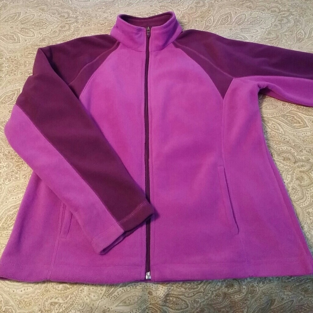 Tek Gear microfleece zip front jacket